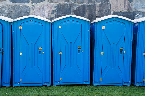 Best Portable Toilets for Parks and Recreation Areas in USA